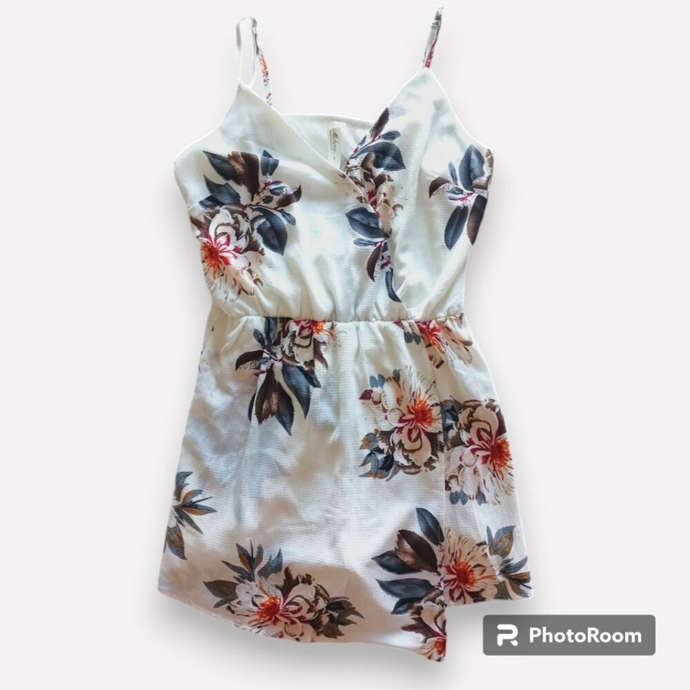 White Floral Romper Jumpsuit Mahina Small XS Summer Spring Skort Skirt Short